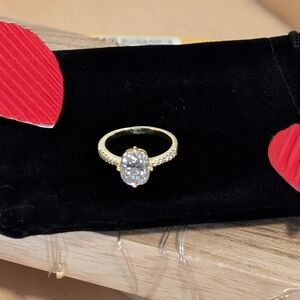 Elegant Gold and Silver Women's Ring